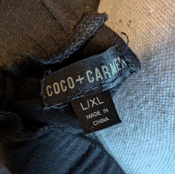 Coco + Carmen Cheeky Chic Side Kick Skirt (Black, Large/XLarge) - Picture 11 of 12